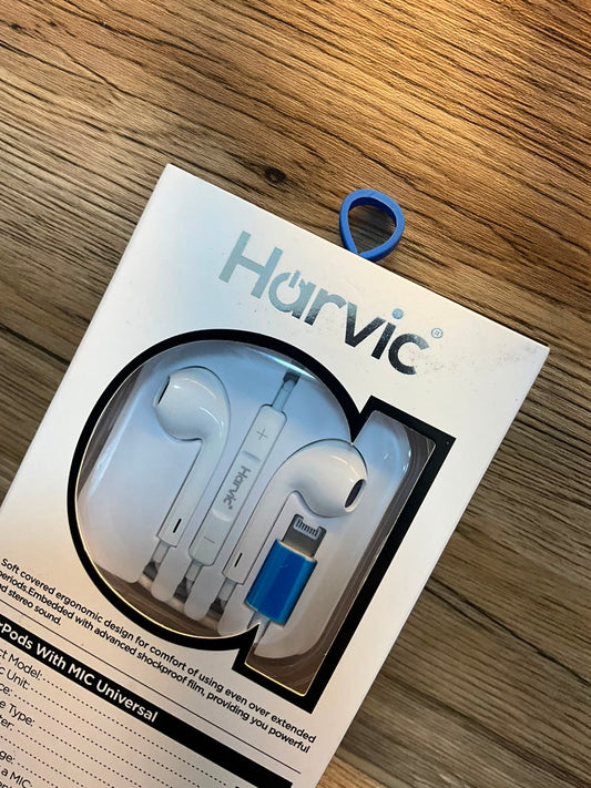 Audifonos con conexión Lightning.